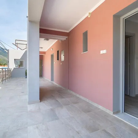 Nirvana Homes Apartament Vlachata