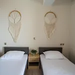 아파트 Nirvana Homes Vlachata