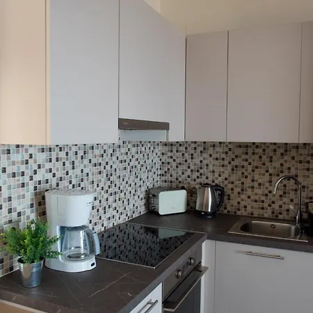 Nirvana Homes Appartement *