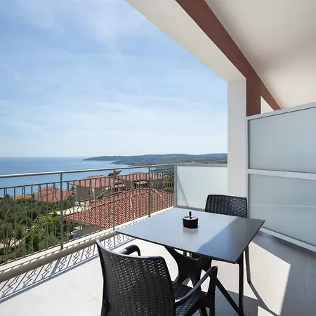 Appartement Nirvana Homes *